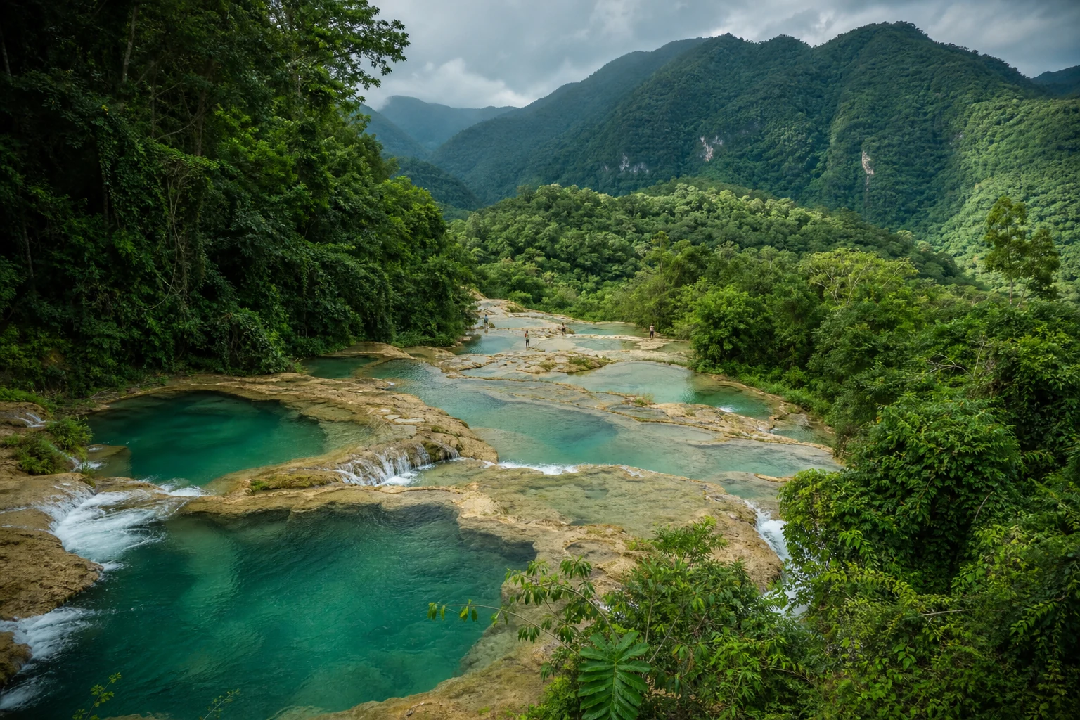 Lanquín y Semuc Champey